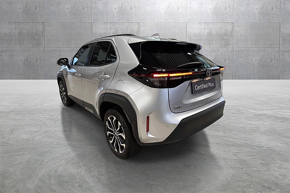 Toyota Yaris Cross 3 of 5