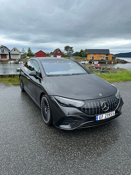 Mercedes-Benz EQE43 7 of 30