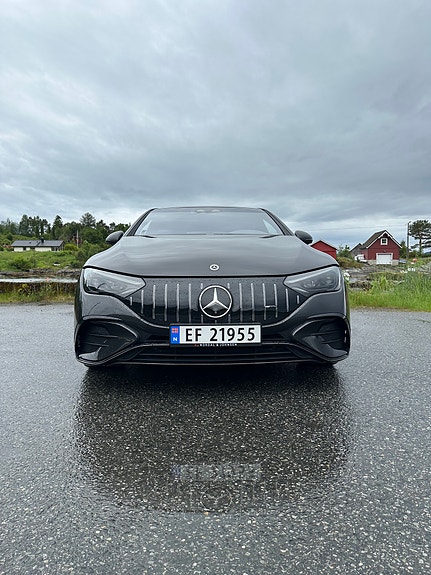 Mercedes-Benz EQE43 6 of 30