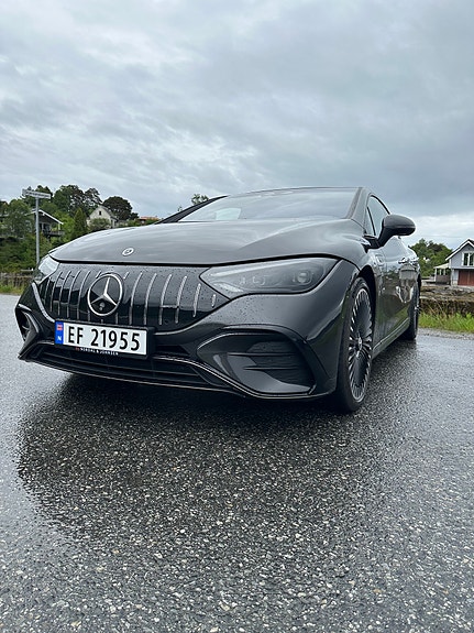 Mercedes-Benz EQE43 4 of 30