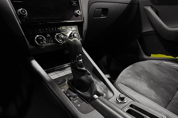 Skoda Octavia 12 of 30