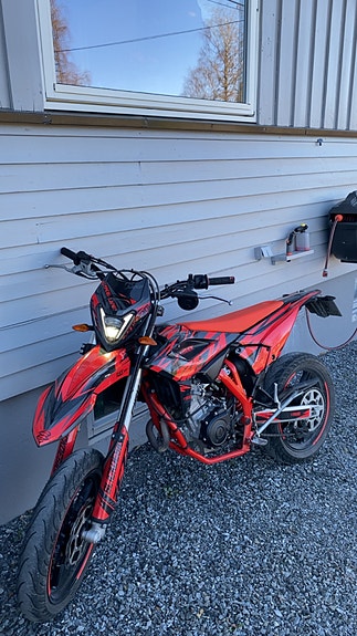 Beta Beta RR 125 4T LC Motard 6 of 9