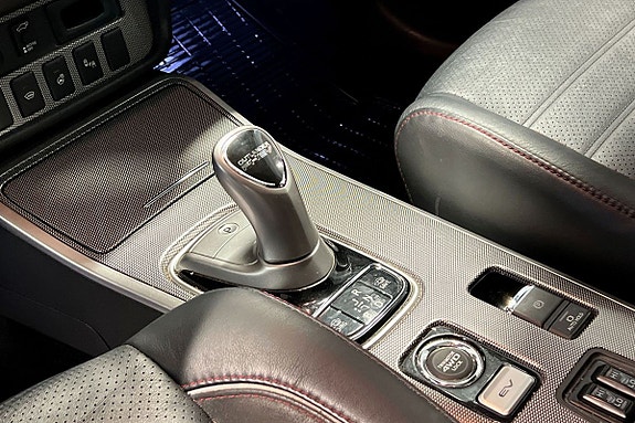 Mitsubishi Outlander 16 of 23