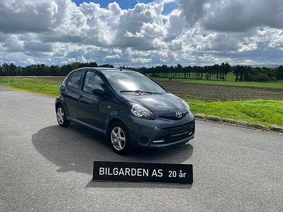 Toyota Aygo 8 of 10