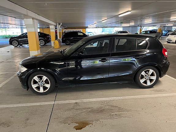 BMW 118d 5 of 6