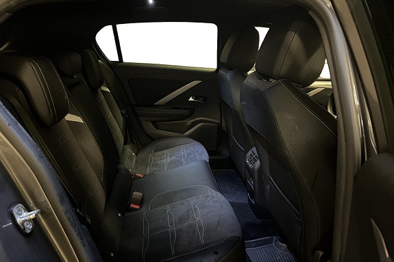 Opel Astra 29 of 30