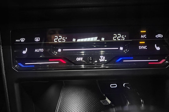 Volkswagen Polo 23 of 30