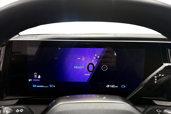 Renault Scenic E-Tech 11 of 19