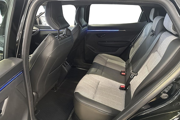 Renault Scenic E-Tech 16 of 19