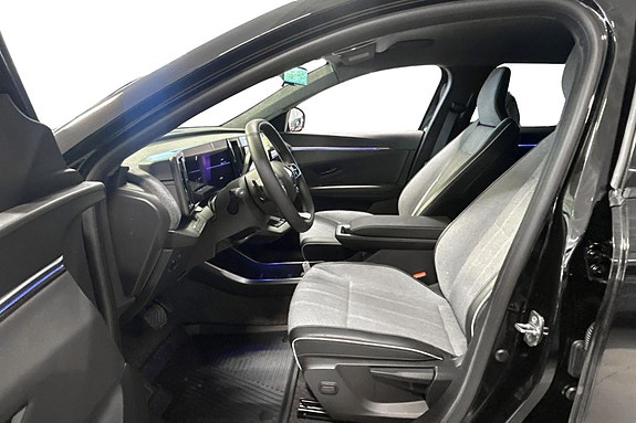 Renault Scenic E-Tech 8 of 19
