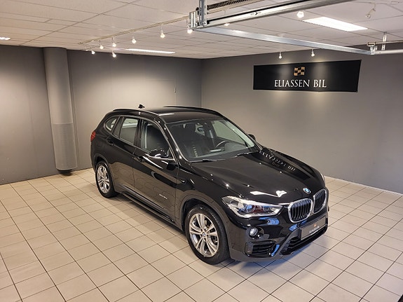 BMW X1 2 of 5