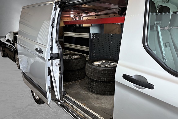 Ford Transit Custom 5 of 5