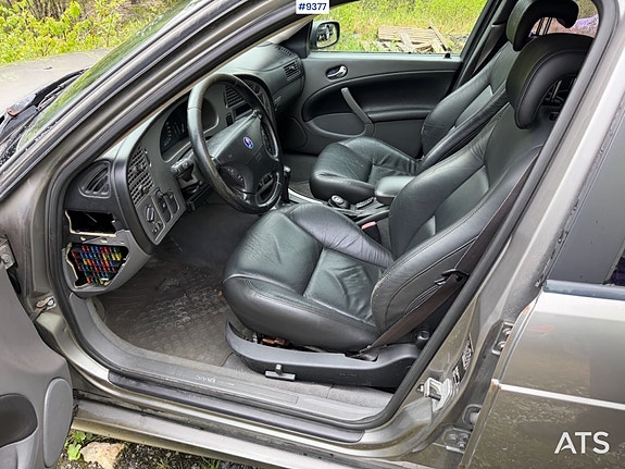Saab 9-5 8 of 18