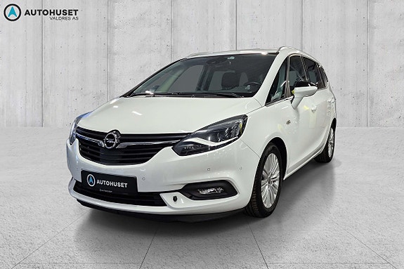 Opel Zafira Tourer 4 of 5