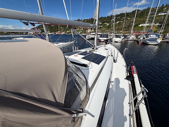 2013 Sun Odyssey 439 - 4 lugarer. Sommerklar og velutrustet båt! 2 of 5