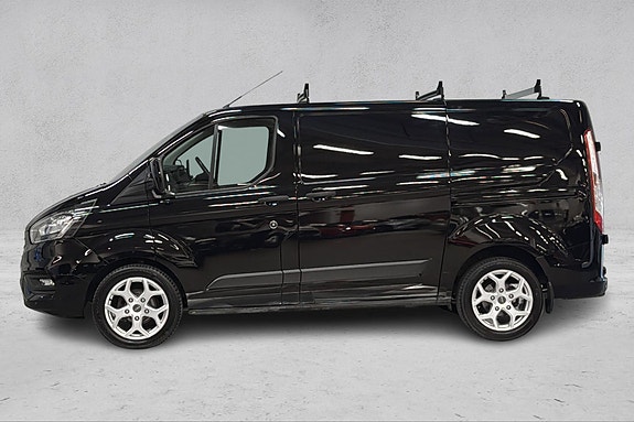 Ford Transit Custom 2 of 19
