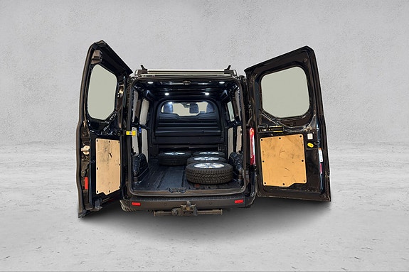 Ford Transit Custom 8 of 19