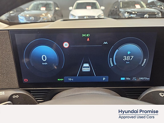 Hyundai Ioniq 5 12 of 30