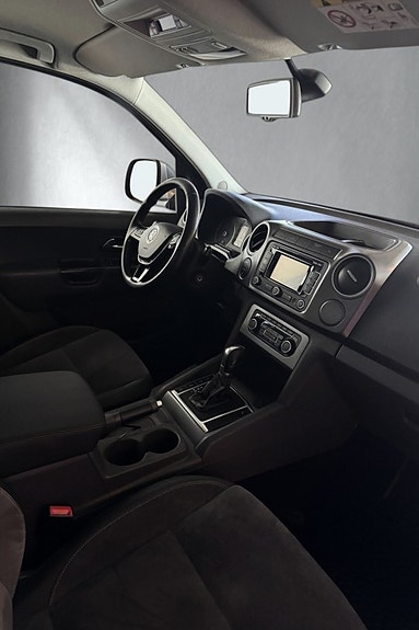 Volkswagen Amarok 8 of 10