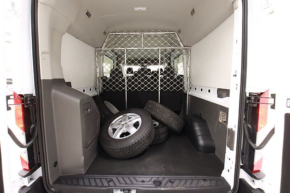 Ford Transit 12 of 21