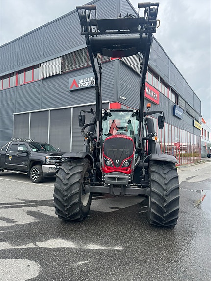 Valtra N114 2018, kr 875 000,-