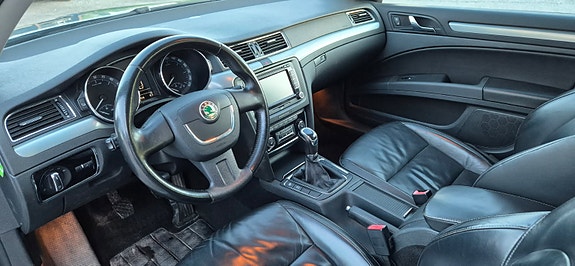 Skoda Superb 20 of 30
