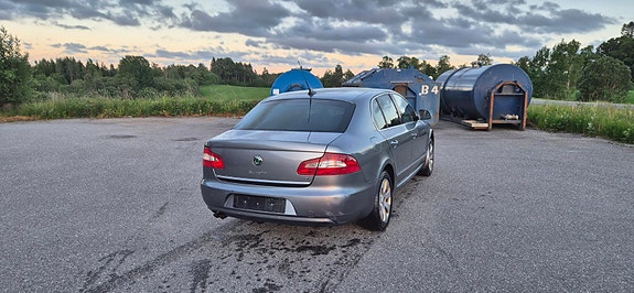 Skoda Superb 15 of 30