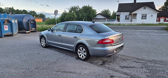 Skoda Superb 12 of 30