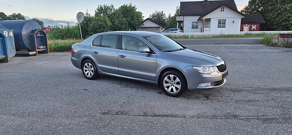 Skoda Superb 4 of 5