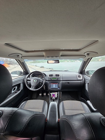 Skoda Fabia 10 of 17