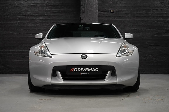 Nissan 370z 5 of 5