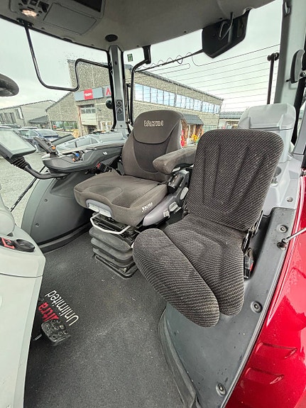 Valtra T234 Direct, fronthydraulikk, kun 3700 t. Nye dekk 2018, kr 1 089 000,-