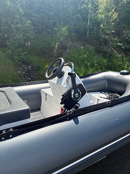 Suzumar Mx 360 Lux .( Strøken henger til 15 000 kr følger med) 3 of 4