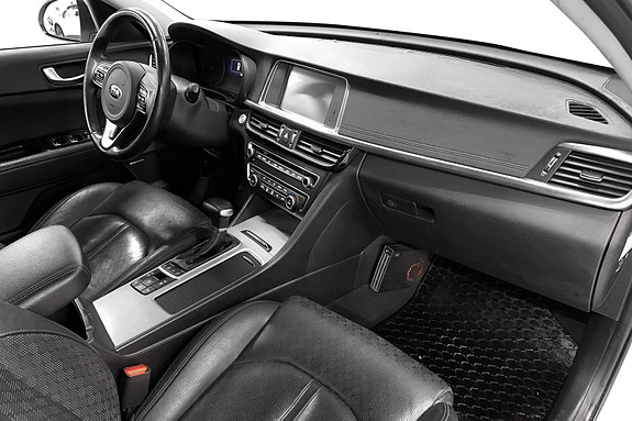 Kia Optima 12 of 18