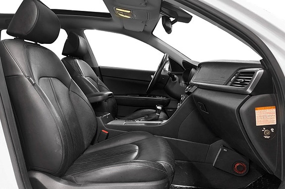 Kia Optima 11 of 18