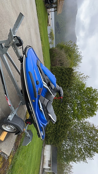 Veldig fin Yamaha waverunner ! Må sees 5 of 5