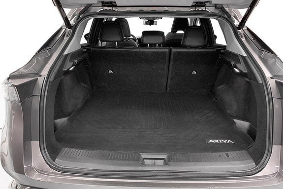 Nissan Ariya 15 of 18