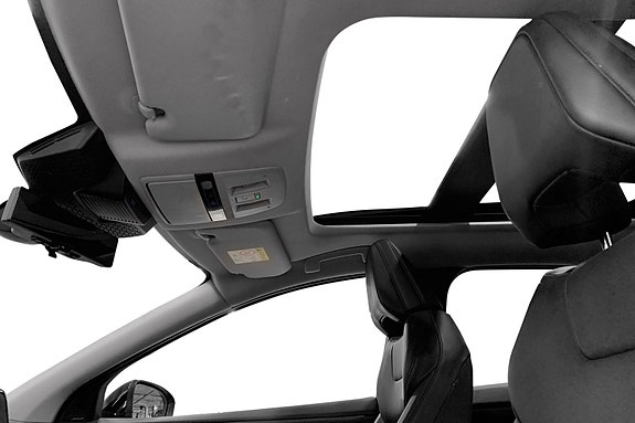 Nissan Ariya 13 of 18