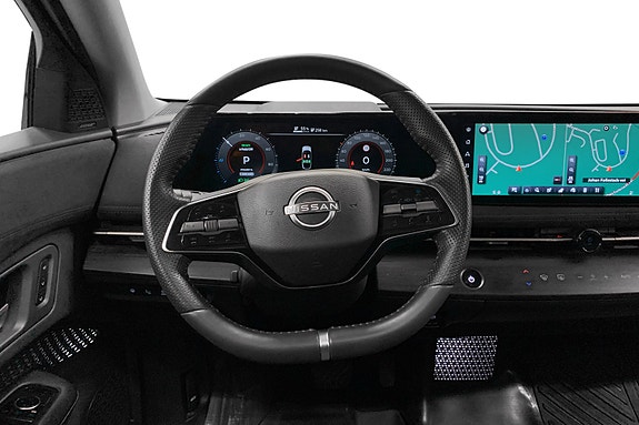 Nissan Ariya 9 of 18