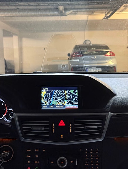 Mercedes-Benz E220 20 of 24