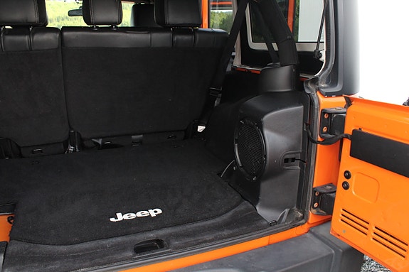 Jeep Wrangler 6 of 24