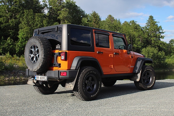 Jeep Wrangler 5 of 24