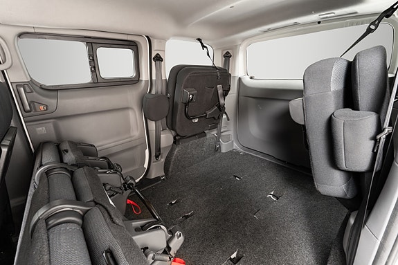 Nissan e-NV200 17 of 30