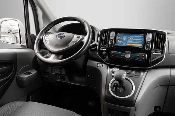 Nissan e-NV200 28 of 30