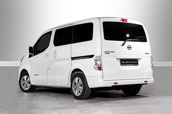 Nissan e-NV200 2 of 30