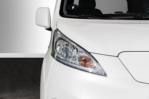 Nissan e-NV200 7 of 30