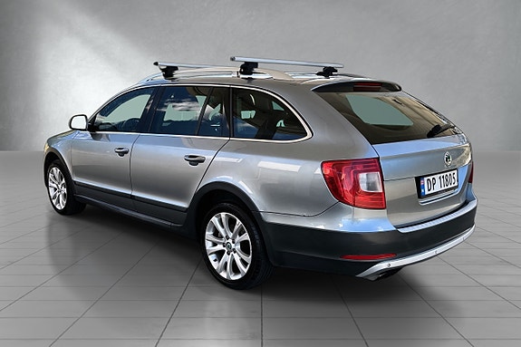 Skoda Superb 7 of 16