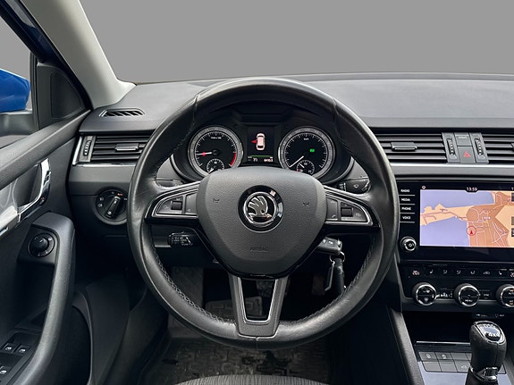 Skoda Octavia 16 of 30