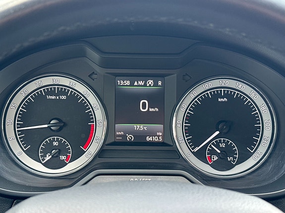 Skoda Octavia 15 of 30