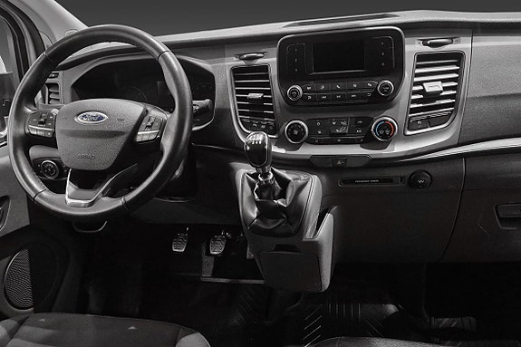 Ford Transit Custom 15 of 30